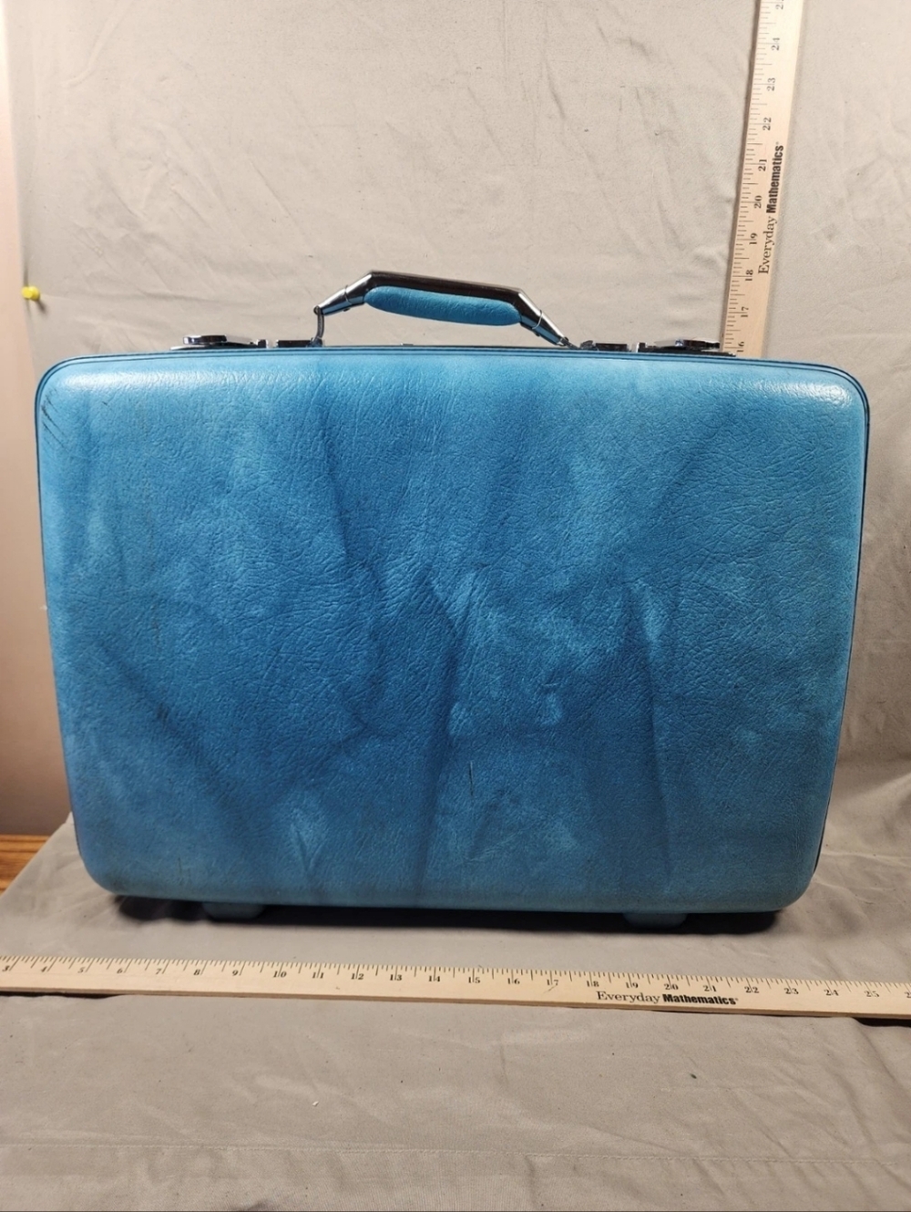Vintage American Tourister Suitcase Luggage Blue Hard Shell Used Locks Keys Work